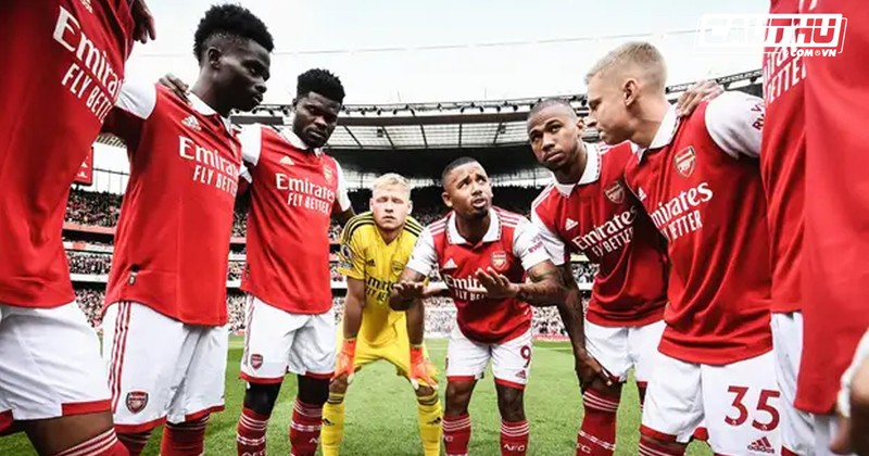Arsenal can lam gi trong 10 tran con lai quyet dinh mua giai?