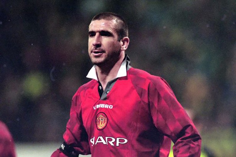 Cantona cong bo su nghiep moi kho tin, bieu dien o Manchester