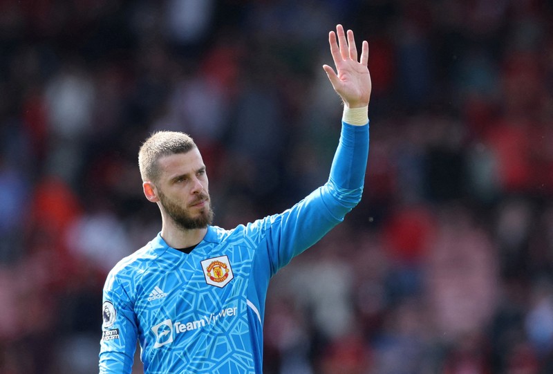 Man Utd da sai khi de De Gea roi di?