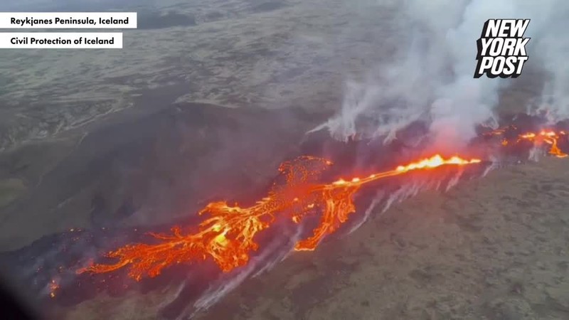 Video: Canh quay tu tren khong tuyet dep ve nui lua o Iceland