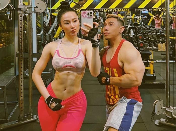 Angela Phuong Trinh xinh nhu thien than tu khi bot tap gym