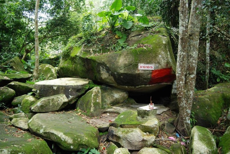 Tuyet sac linh thieng vung Nui Cam-Hinh-5