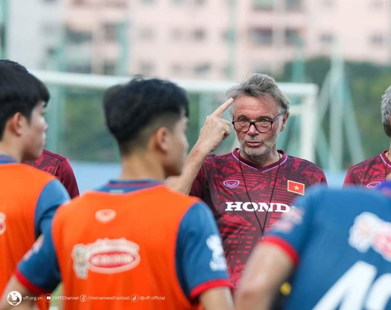 HLV Troussier chot danh sach U23 Viet Nam du Vong loai giai U23 chau A 2024