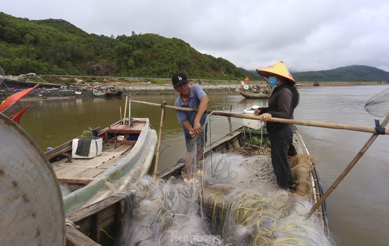 Ngu dan Ha Tinh vuon khoi thu 