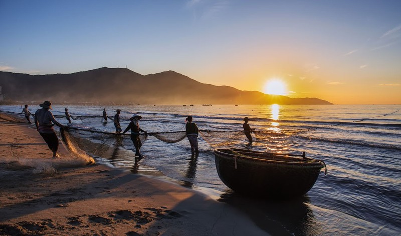 Phat hien lang chai gan Hoi An, co le cung to nghe 1 nam 1 lan-Hinh-3