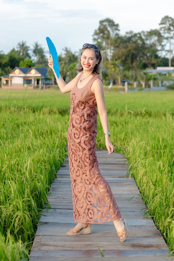 Hoa hau Ngoc Khanh thay doi ngo ngang ve nhan sac-Hinh-2