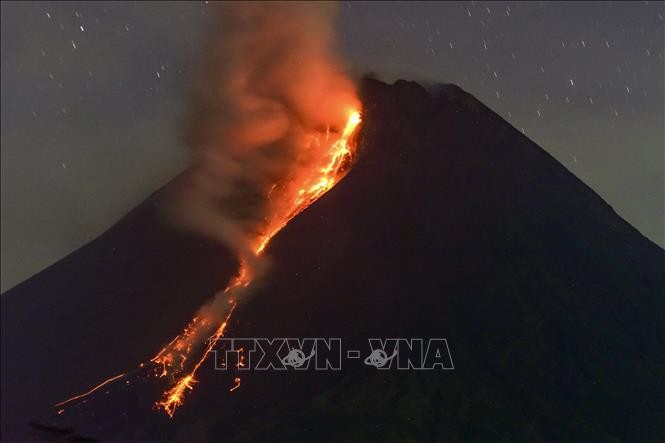 Merapi - ngon nui lua nguy hiem va nhung cu “thuc giac” kinh hoang