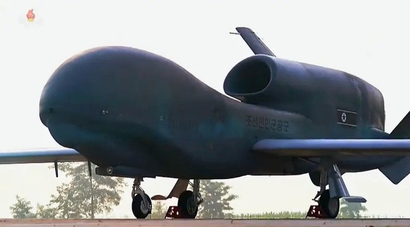 Trieu Tien tu che tao UAV tu linh kien MiG-21-Hinh-15