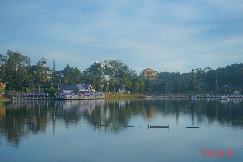 Da Lat binh yen trong buoi som mai-Hinh-17