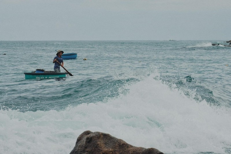 Tham lang chai hoang so gan Ganh Da Dia o Phu Yen-Hinh-8