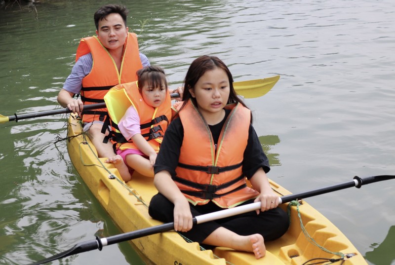 No ro dich vu cho thue thuyen da ngoai o ngoai o Ha Noi-Hinh-9