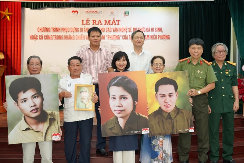 Phuc dung di anh mau cho nguoi hy sinh trong khang chien