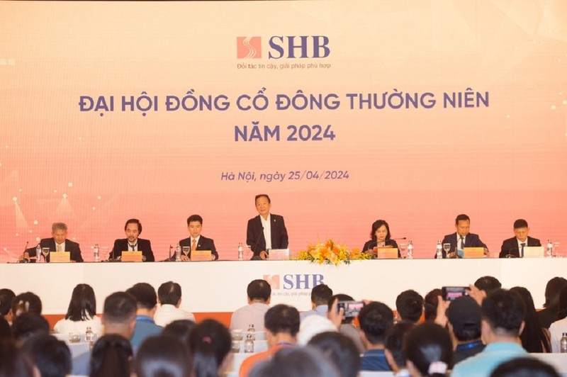 DHDCD SHB: Loi nhuan sau thue 7.321 ty dong, chia co tuc 16%