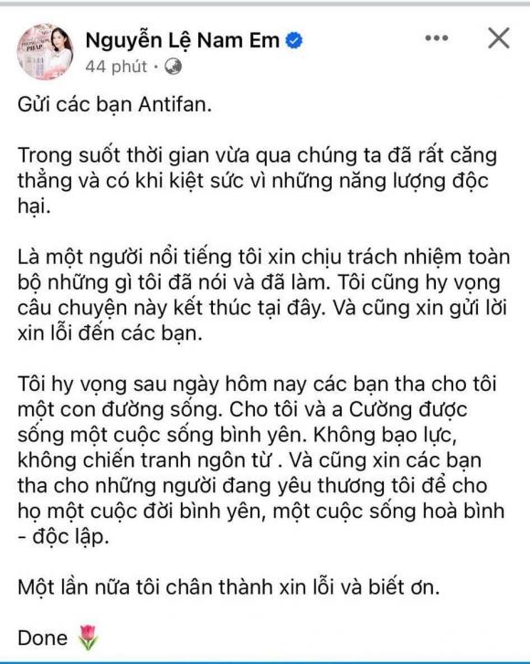 Nam Em mong anti-fan tha cho con duong song