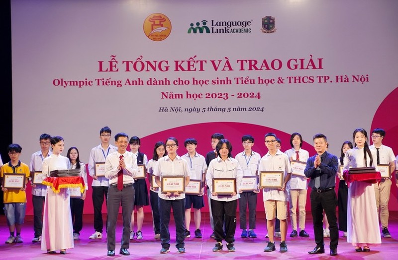 Ha Noi trao giai cuoc thi Olympic Tieng Anh cap Tieu hoc, THCS-Hinh-3