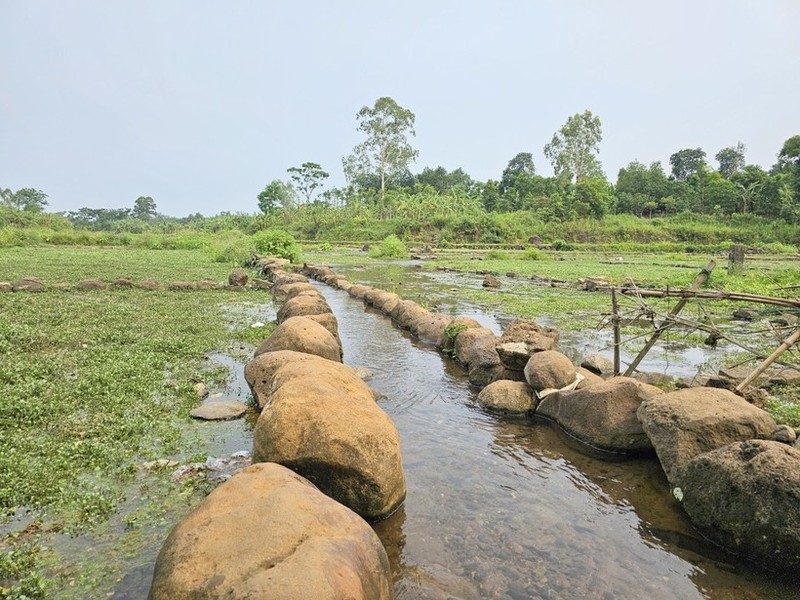 Kham pha gieng co Cham nghin nam khong can-Hinh-4