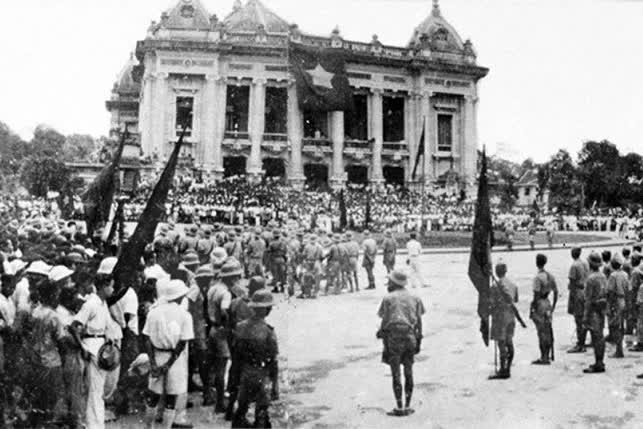 Chu tich Ho Chi Minh va chinh sach trong nguoi tai, van nghe sy