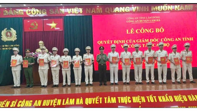 Lam Dong: Cong bo giai the cong an cap huyen