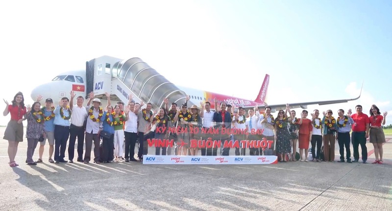 Vietjet va hanh trinh 10 nam ket noi Buon Ma Thuot - Vinh  voi hon 5.000 chuyen bay-Hinh-2