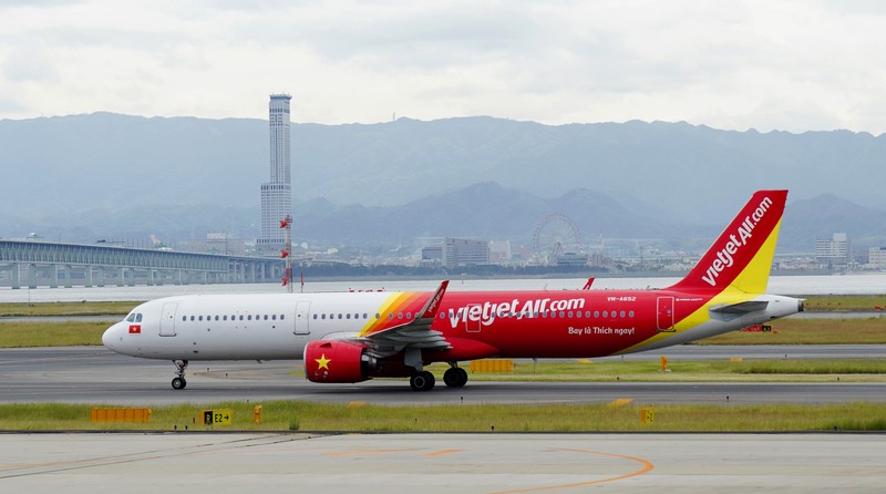 Tri an khach hang, Vietjet khuyen mai giam 20% ve Eco suot thang