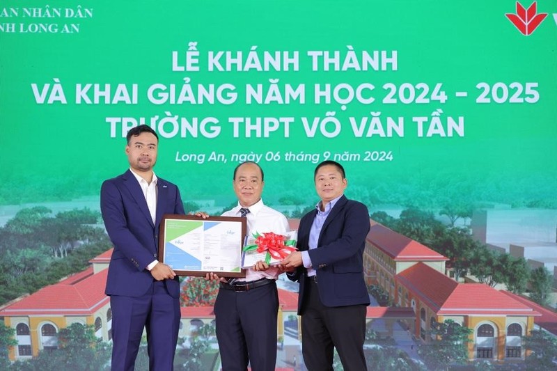 Khanh thanh truong THPT Vo Van Tan quy mo 100 ty VPBank tai tro-Hinh-4