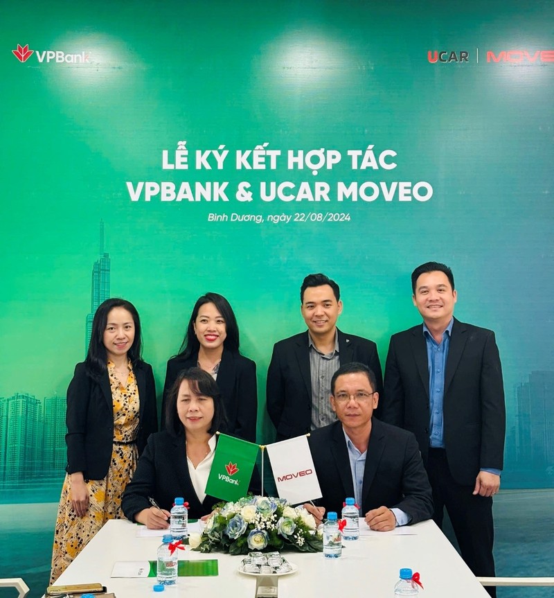 VPBank hop tac Ucar Moveo va Ucar G-Stars-Hinh-2