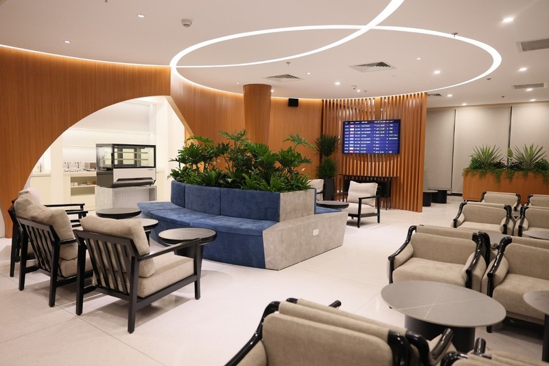 Sap khai truong phong cho PVcomBank Premier Lounge tai Cang hang khong Da Nang-Hinh-2