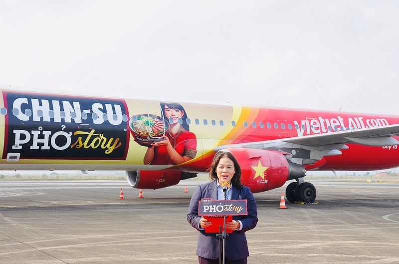 Masan Consumer va Vietjet hop tac dua CHIN-SU Pho Story ra the gioi-Hinh-2