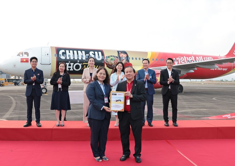 Masan Consumer va Vietjet hop tac dua CHIN-SU Pho Story ra the gioi-Hinh-5