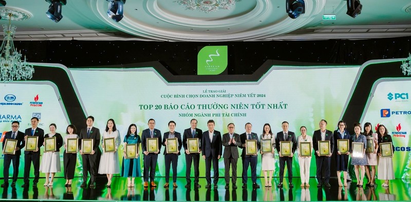 PV GAS CNG nhan giai Top 20 Bao cao thuong nien tot nhat 2024