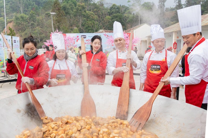 CHIN-SU mang chao thit kho trung khong lo len an Tet dac biet-Hinh-4