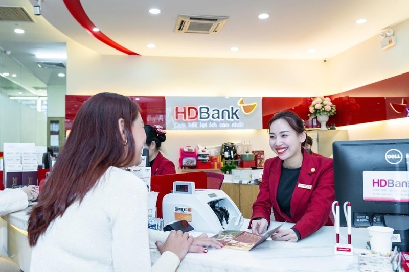 “Vay dài, trả nhẹ – HDBank tiếp sức người trẻ an cư“ “Vay dai, tra nhe – HDBank tiep suc nguoi tre an cu“