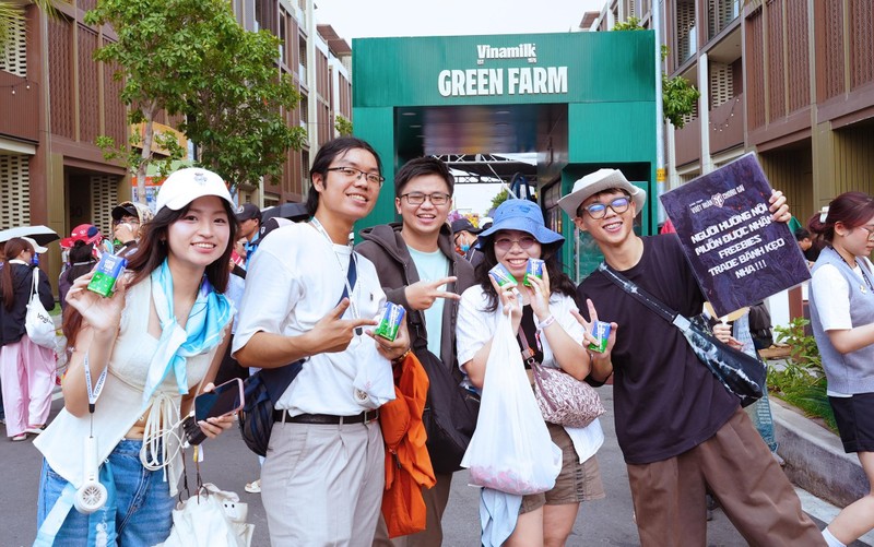 Vinamilk tung mới gần 20 sản phẩm trong quý đầu năm 2025 - Hình 3 Vinamilk tung moi gan 20 san pham trong quy dau nam 2025-Hinh-3