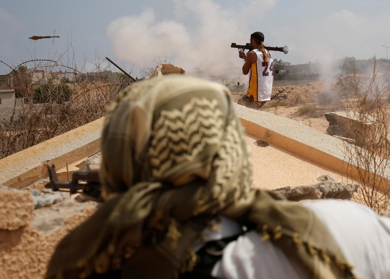 Lon xon binh linh Quan doi Libya trong cuoc chien chong IS-Hinh-2