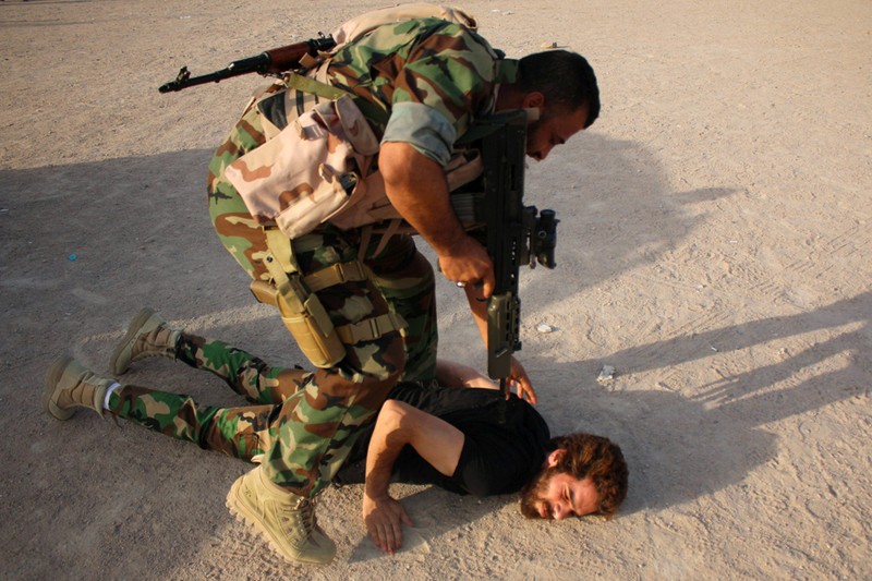 Quan sat Quan doi Iraq huan luyen tan binh danh IS-Hinh-11