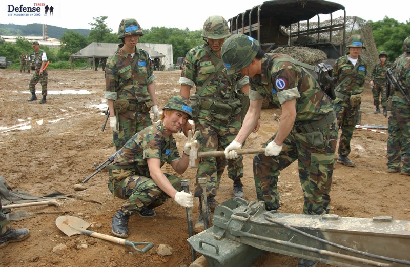 Theo doi Quan doi Han Quoc dan tran voi luu phao 155mm-Hinh-10