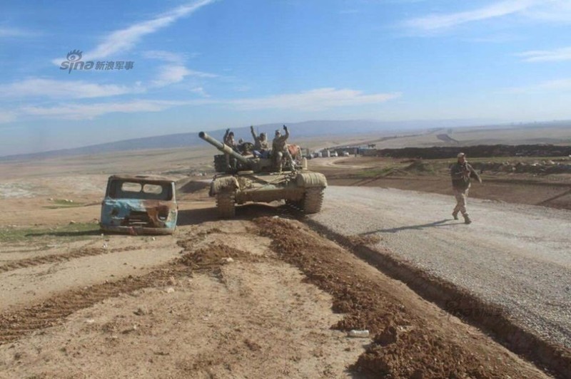 Tang Abrams toi gan het, Iraq loi T-72 Type 69 ra dung-Hinh-5