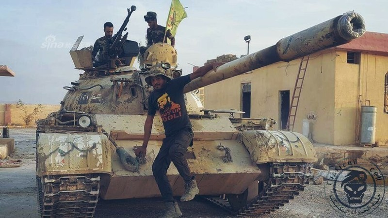 Tang Abrams toi gan het, Iraq loi T-72 Type 69 ra dung