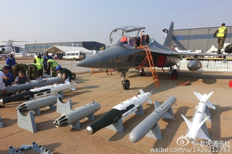 Can canh may bay huan luyen L-15 Trung Quoc ban cho Zambia-Hinh-8
