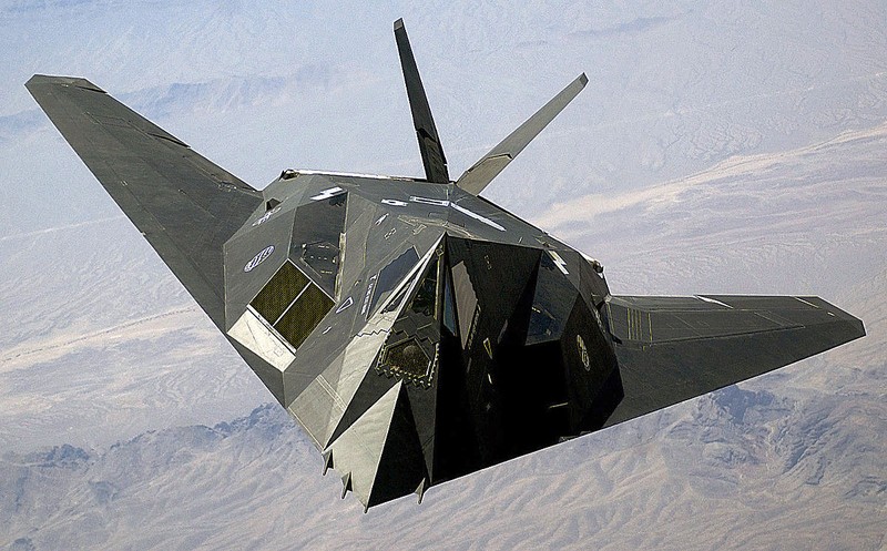 Tham dan ten lua SA-3 da ban ha sieu co F-117A My-Hinh-4