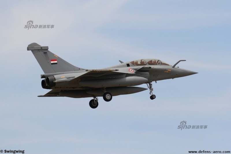 Them 3 sieu tiem kich Rafale den voi Ai Cap-Hinh-5