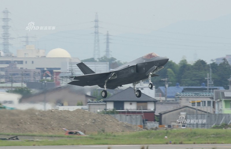 Tiem kich F-35A Nhat Ban tu che thu nghiem cuong do cao-Hinh-6