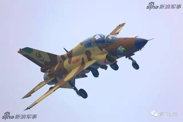 Kinh ngac nhiem vu cua may bay huan luyen JL-9 Trung Quoc-Hinh-7