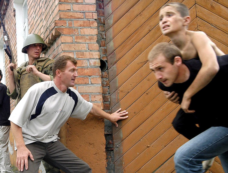 Tham kich vu khung bo Beslan sau 13 nam nhin lai-Hinh-12