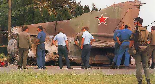 Ky an: MiG-23 “Ma” cua Lien Xo bay lac sang phia NATO