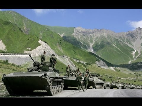 Chien tranh Gruzia: Quan doi Nga mang on NATO-Hinh-2