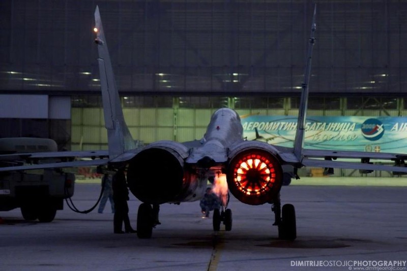 Can canh &quot;trai tim&quot; cua chien dau co huyen thoai MiG-29-Hinh-5