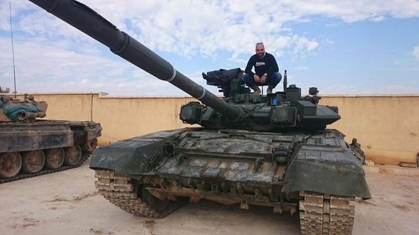 Bo tay ly do Quan doi Syria de mat xe tang T-90-Hinh-9