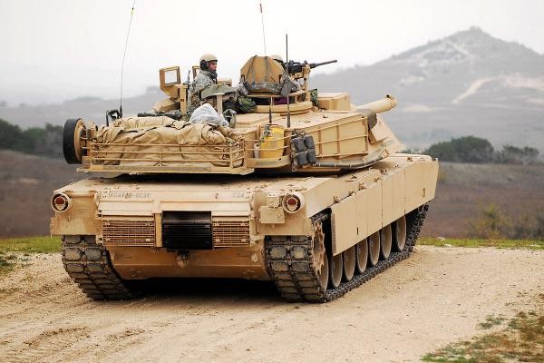 Dieu hoa xe tang Abrams: Co thoai mai nhu sieu xe hang sang-Hinh-5