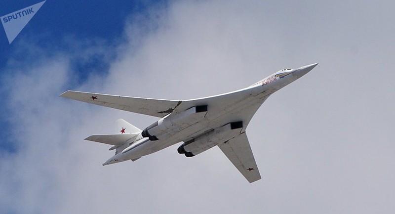 Ca chau au de chung: Sang nam Nga bay thu Tu-160M2
